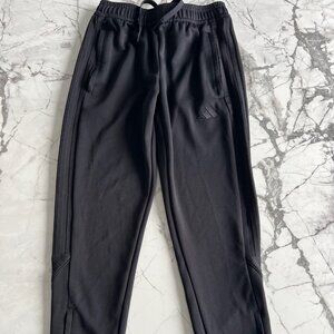 Adidas Boys Kids Black Track Pants Zip Ankle 11-12 yrs old